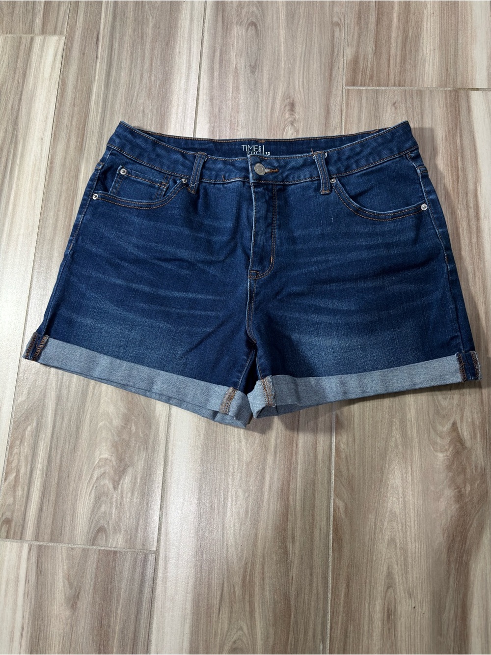 Time and Tru Dark Indigo Roll-Cuff Denim Shorts